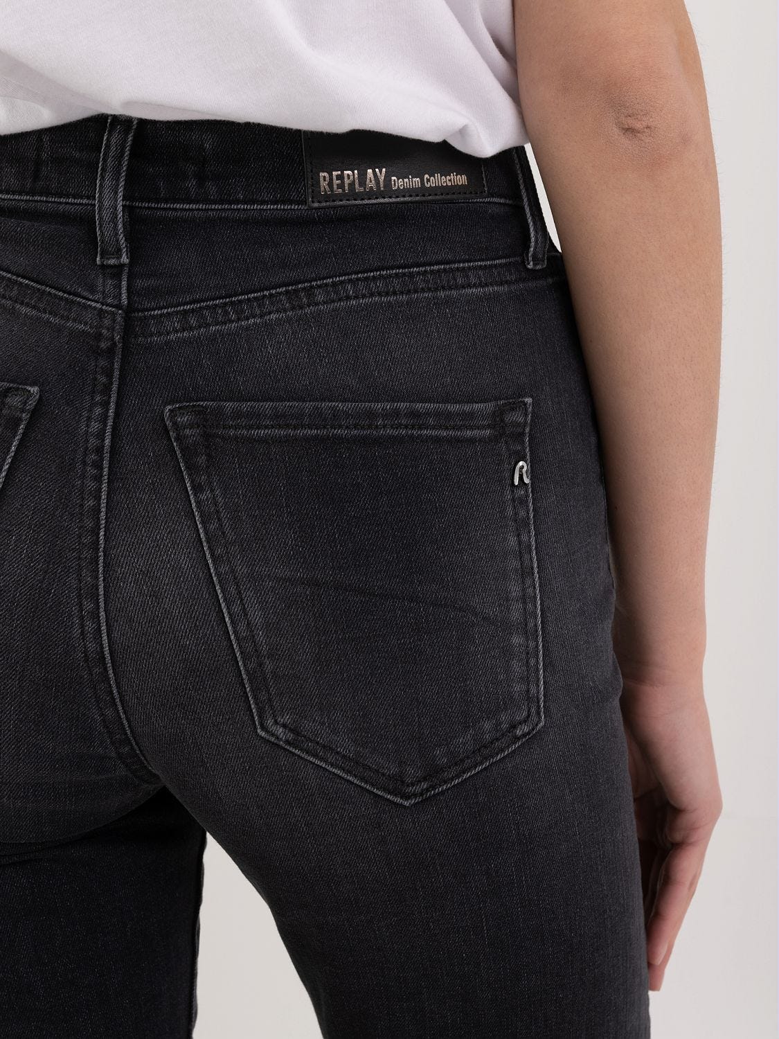 Replay jeans shop greece