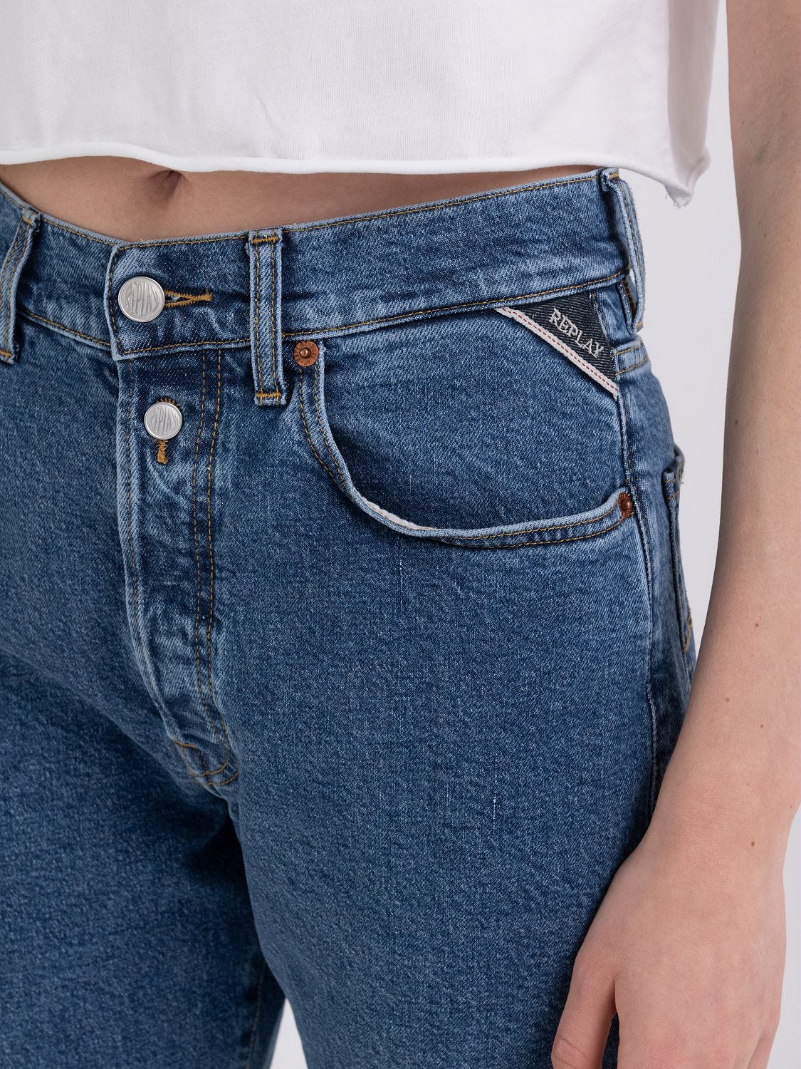 W9Z1 straight fit jeans