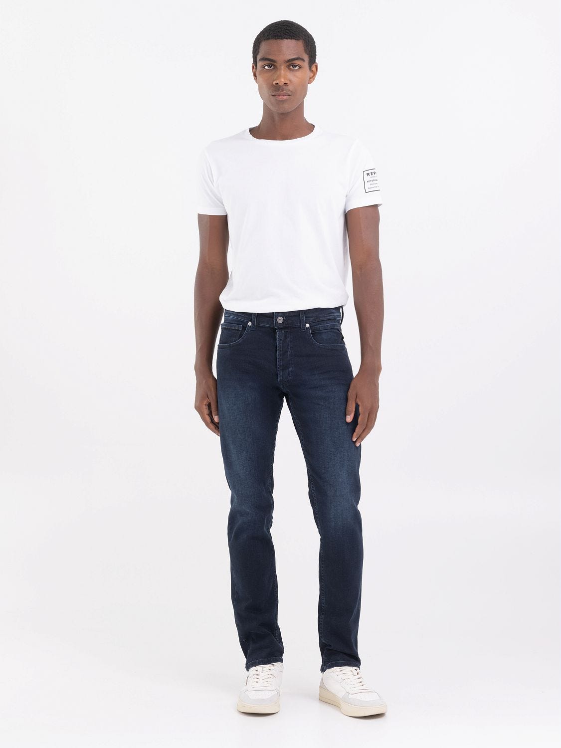 Jean coupe sales droite