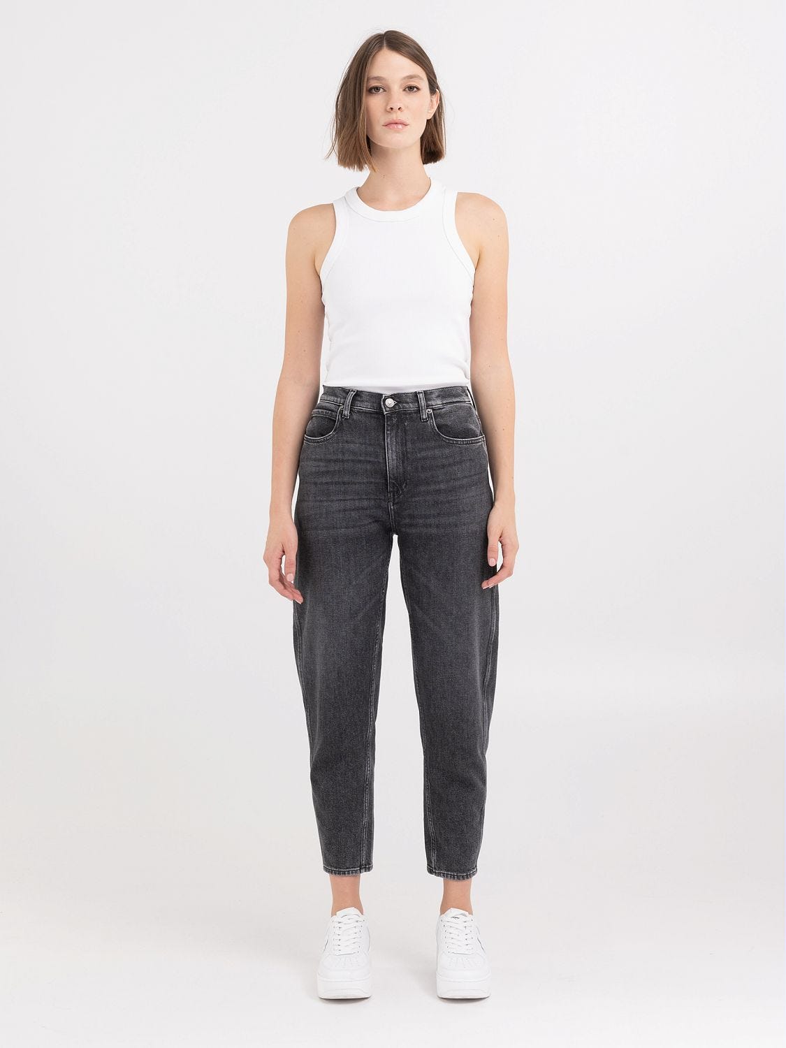 Black new arrivals balloon jeans
