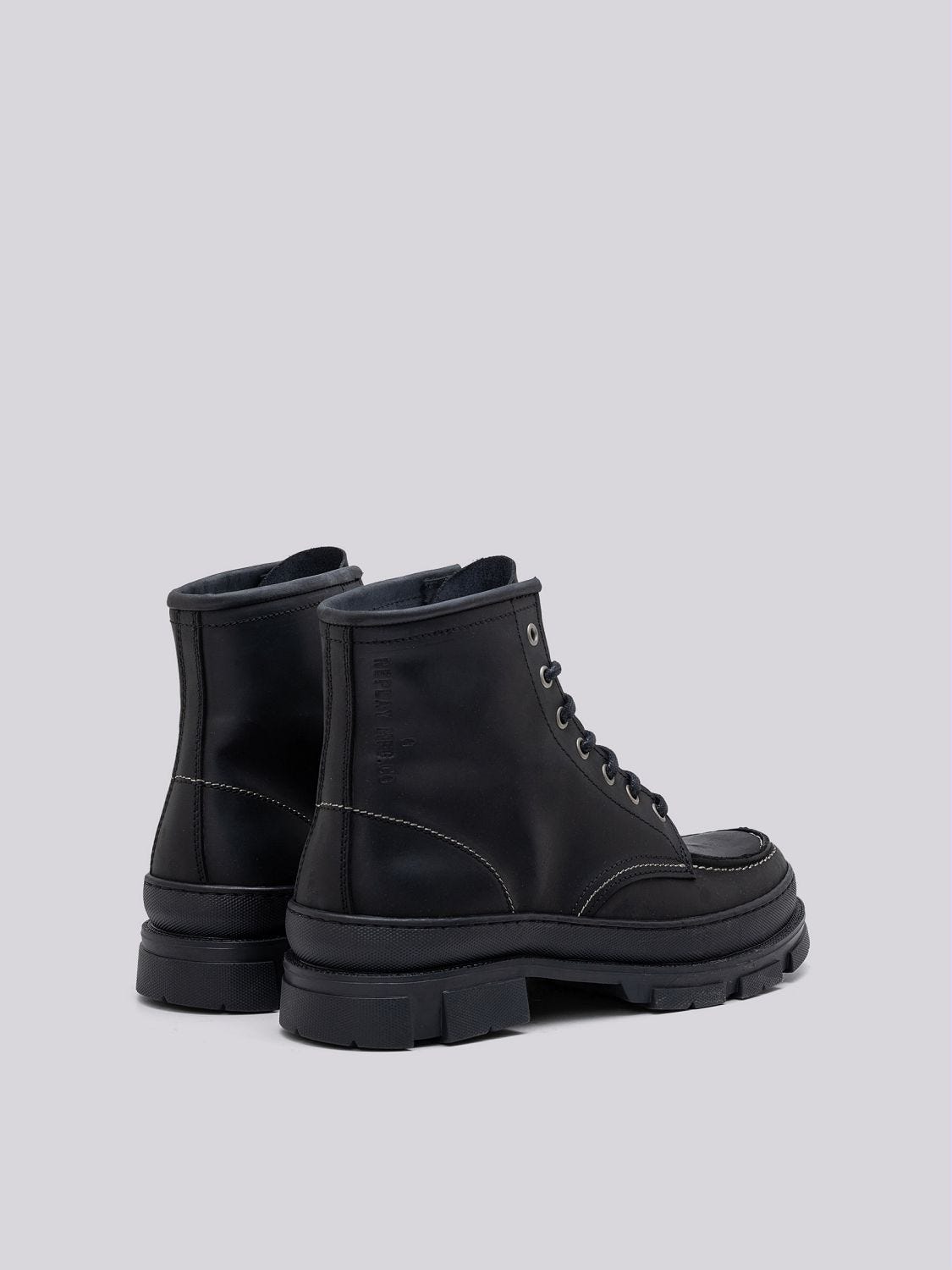 VEGA ING CRAZY LACE UP ANKLE BOOTS