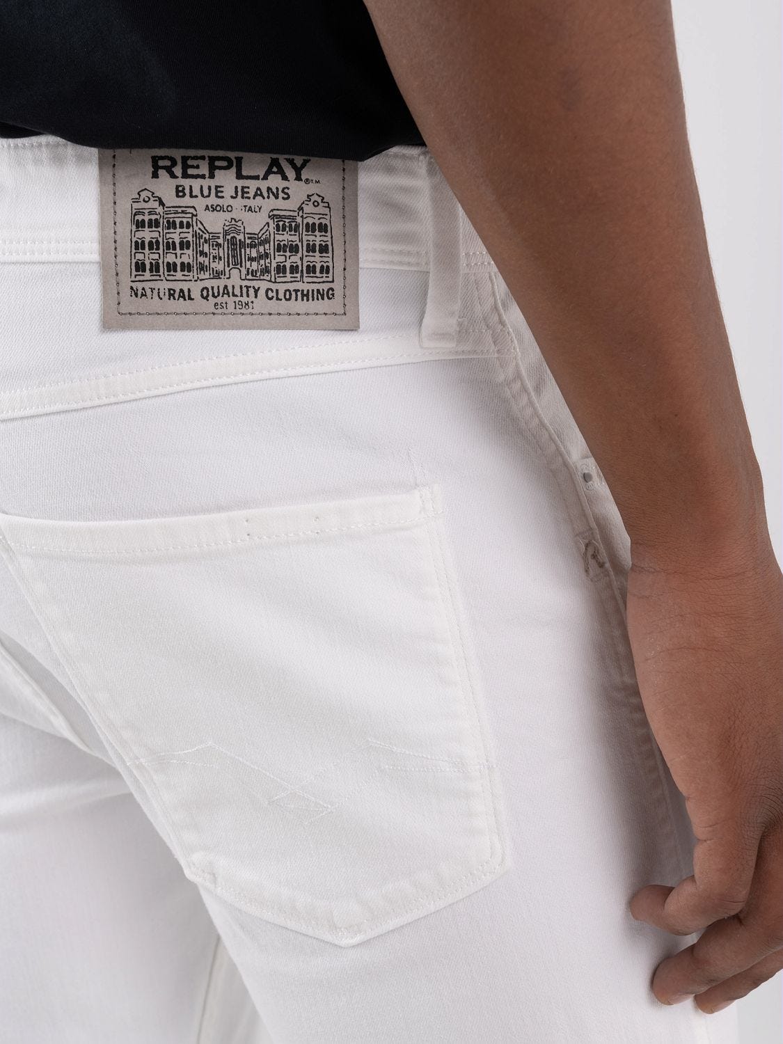 Diesel top white jeans