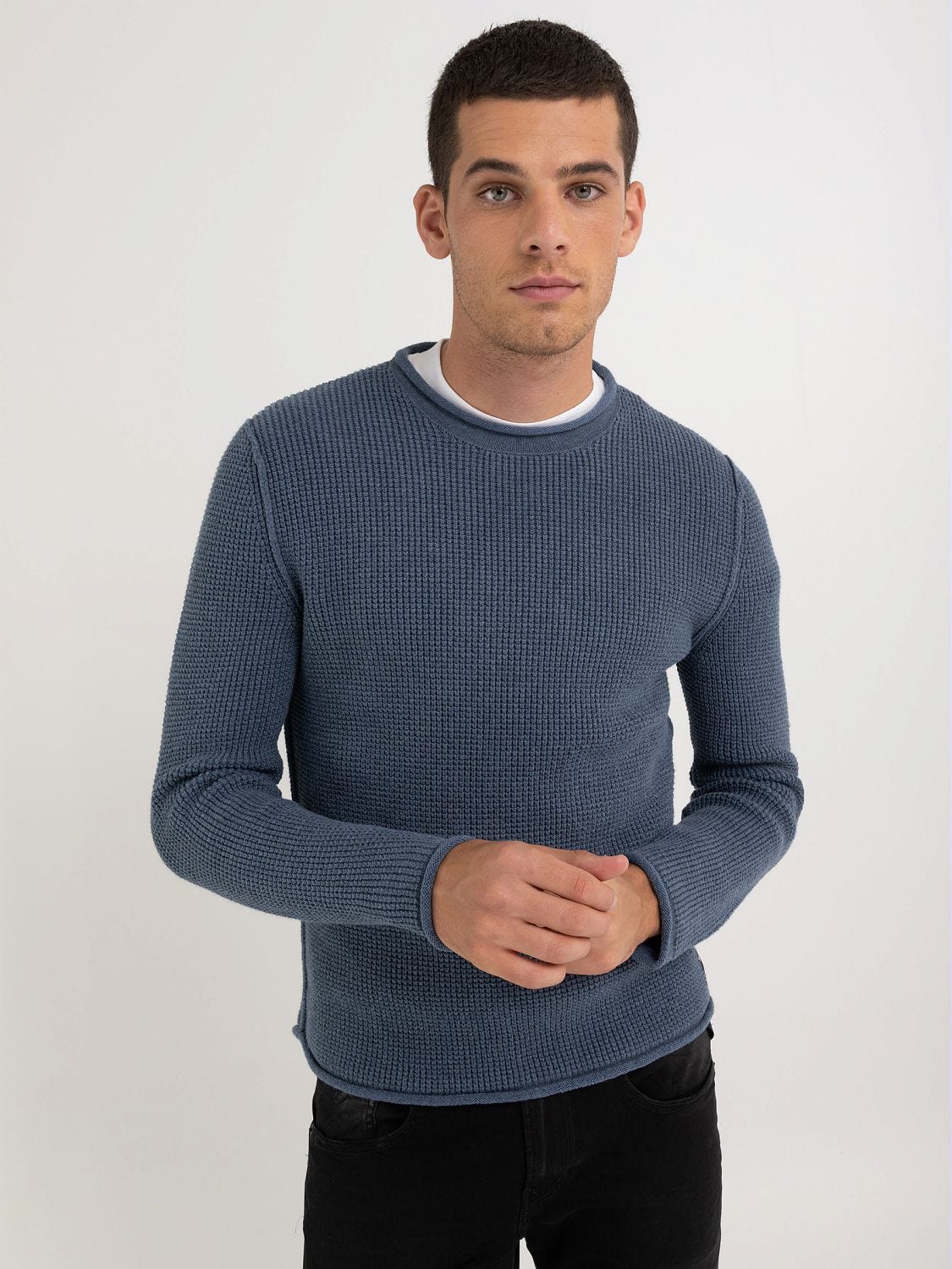 Crewneck knit sweater