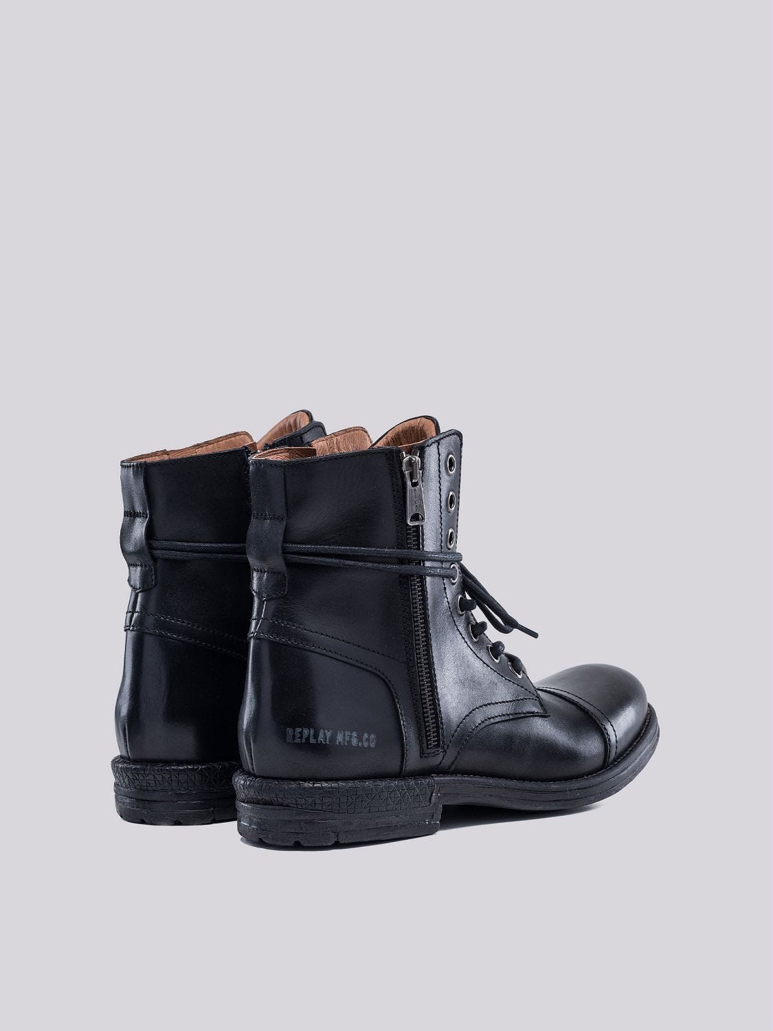 Low hotsell boots lacets
