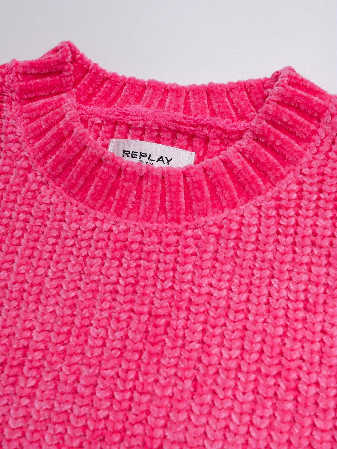Crewneck pullover in chenille