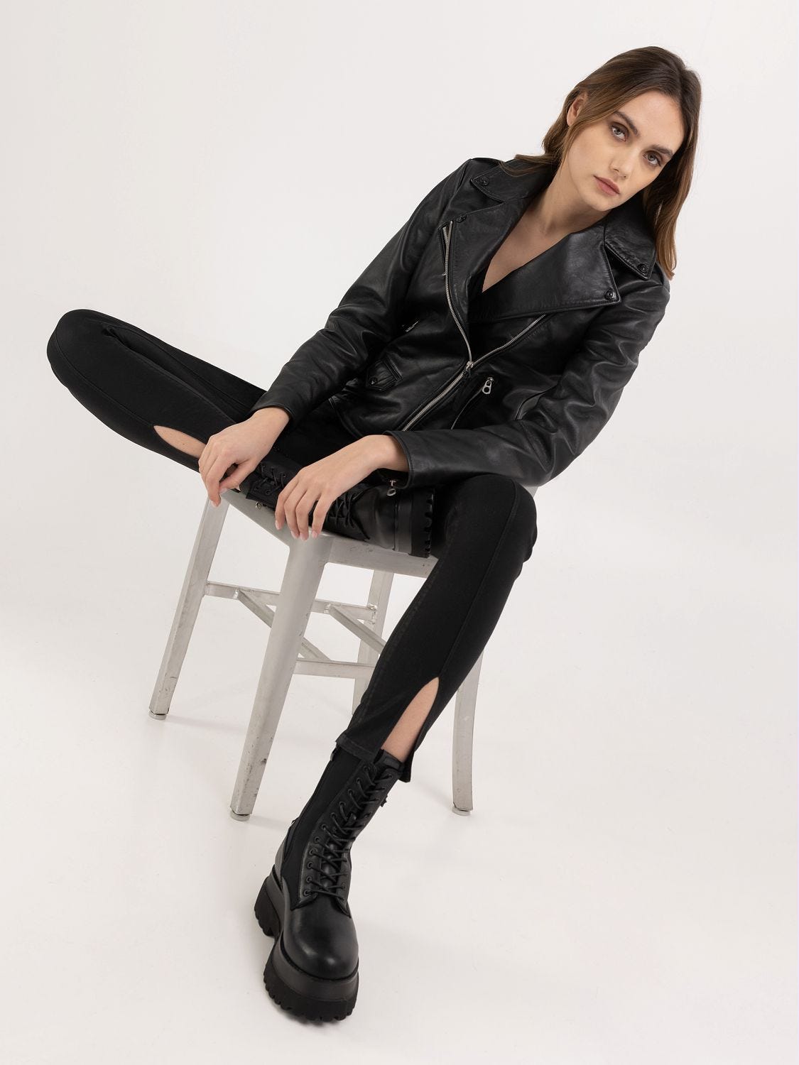 Slim fit leather jacket in crust leather