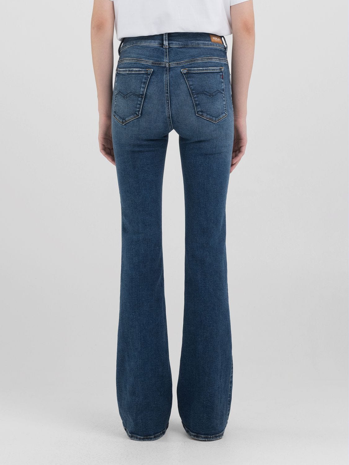 Bootcut jeans back in style 219 on sale