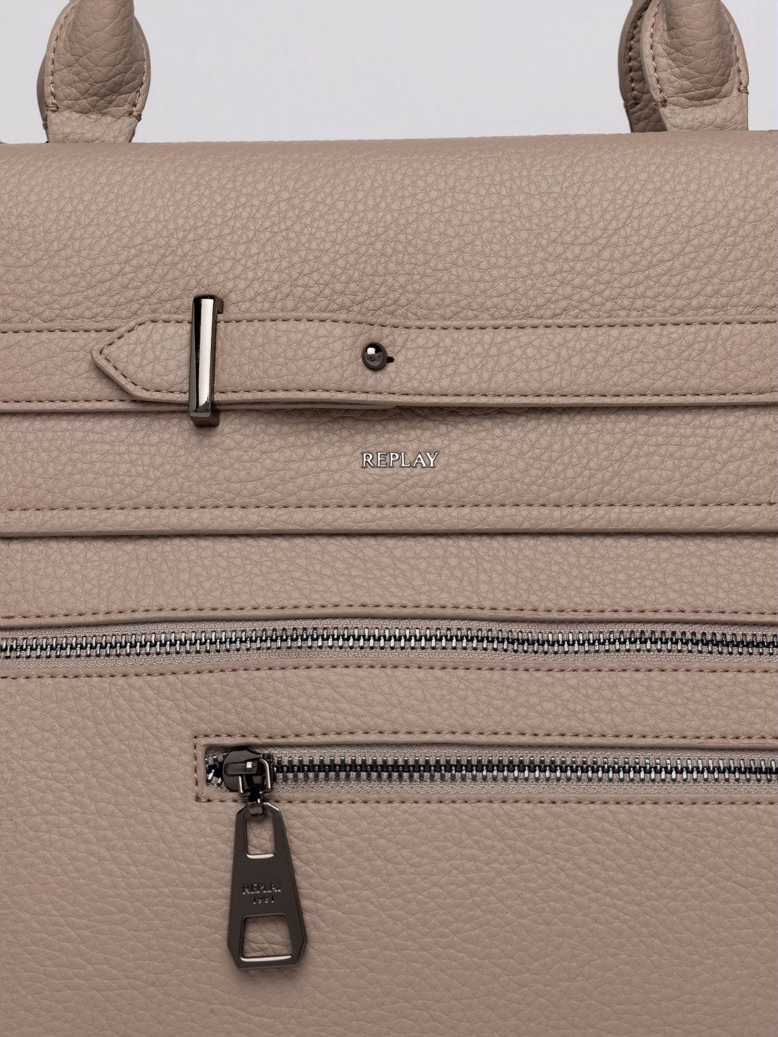 TOTE BAG MIT SCHULTERRIEMEN