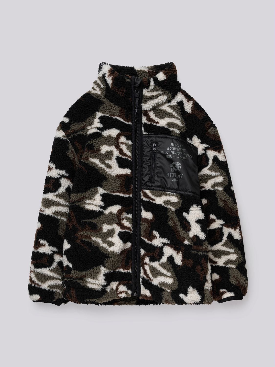 JACKE AUS KUNSTPELZ IN CAMOUFLAGE OPTIK