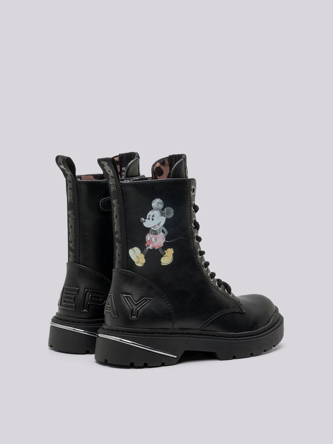 Dr martens store mickey mouse