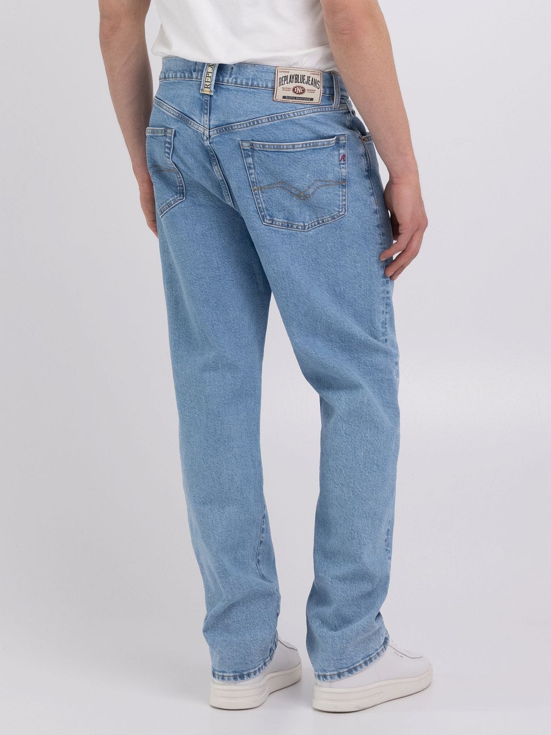 M9Z1 straight fit jeans