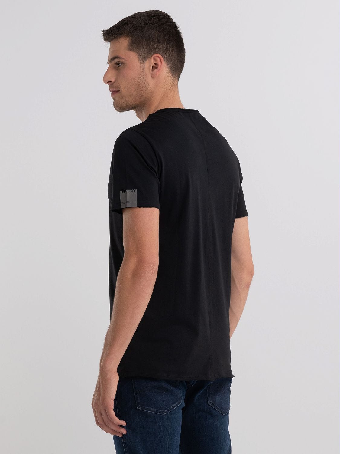 Raw cut jersey t shirt