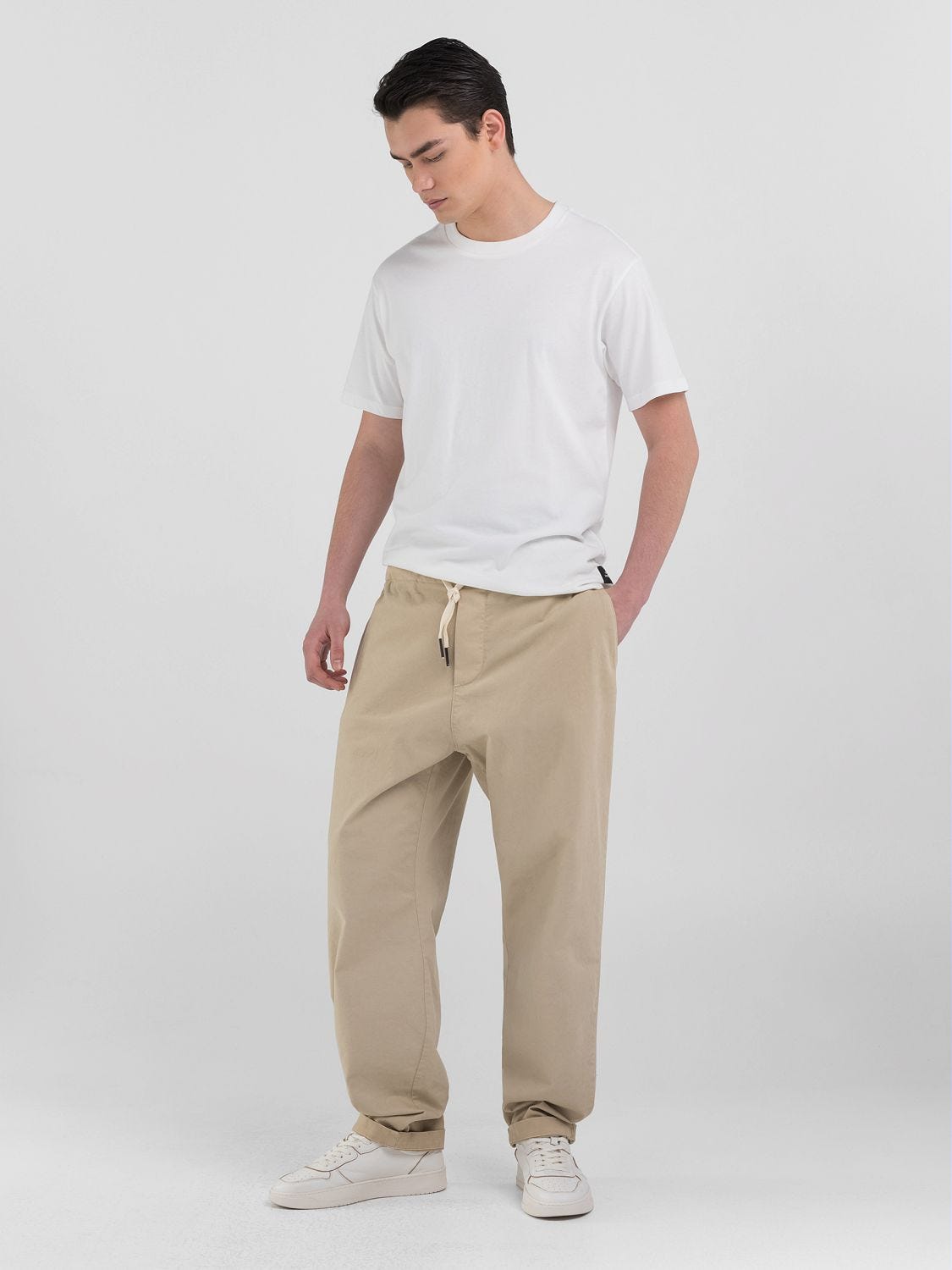 Pantalones para hombres Replay descubra los ultimos modelos