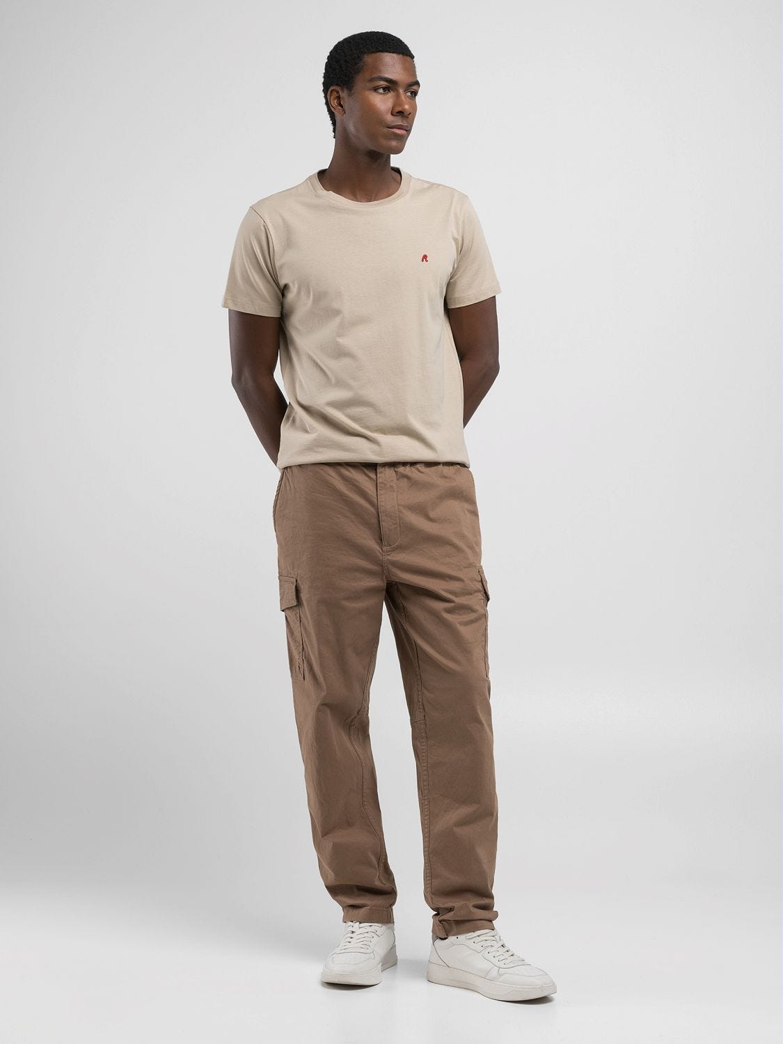 Pantalones para hombres Replay descubra los ultimos modelos