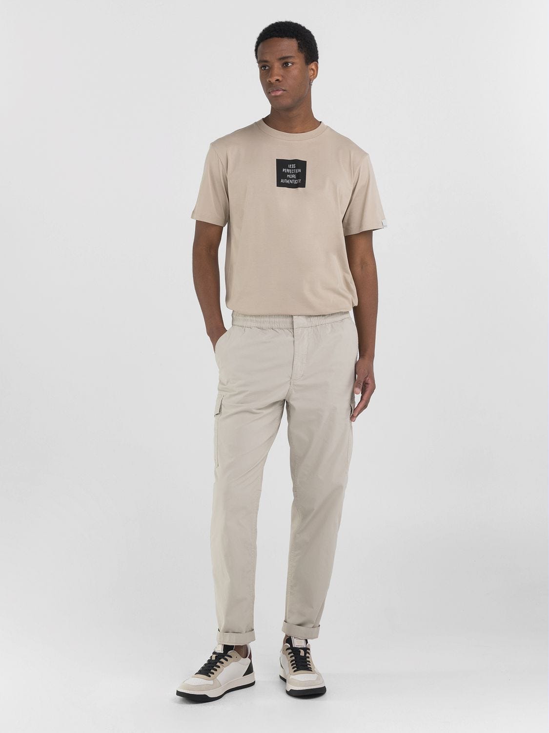 Pantalones para hombres Replay descubra los ultimos modelos