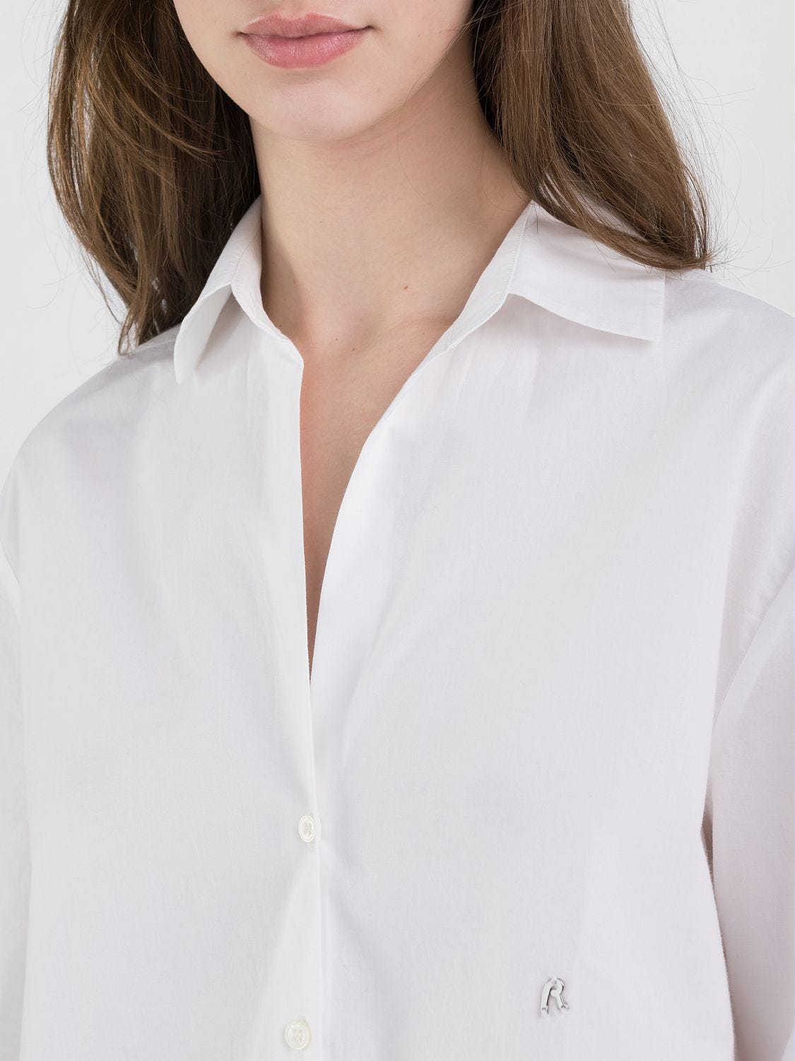 CAMISA COMFORT FIT CON ESCOTE DE PICO
