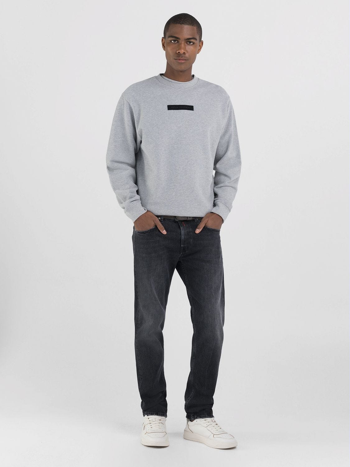 REGULAR-FIT SWEATSHIRT WITH LETTERING