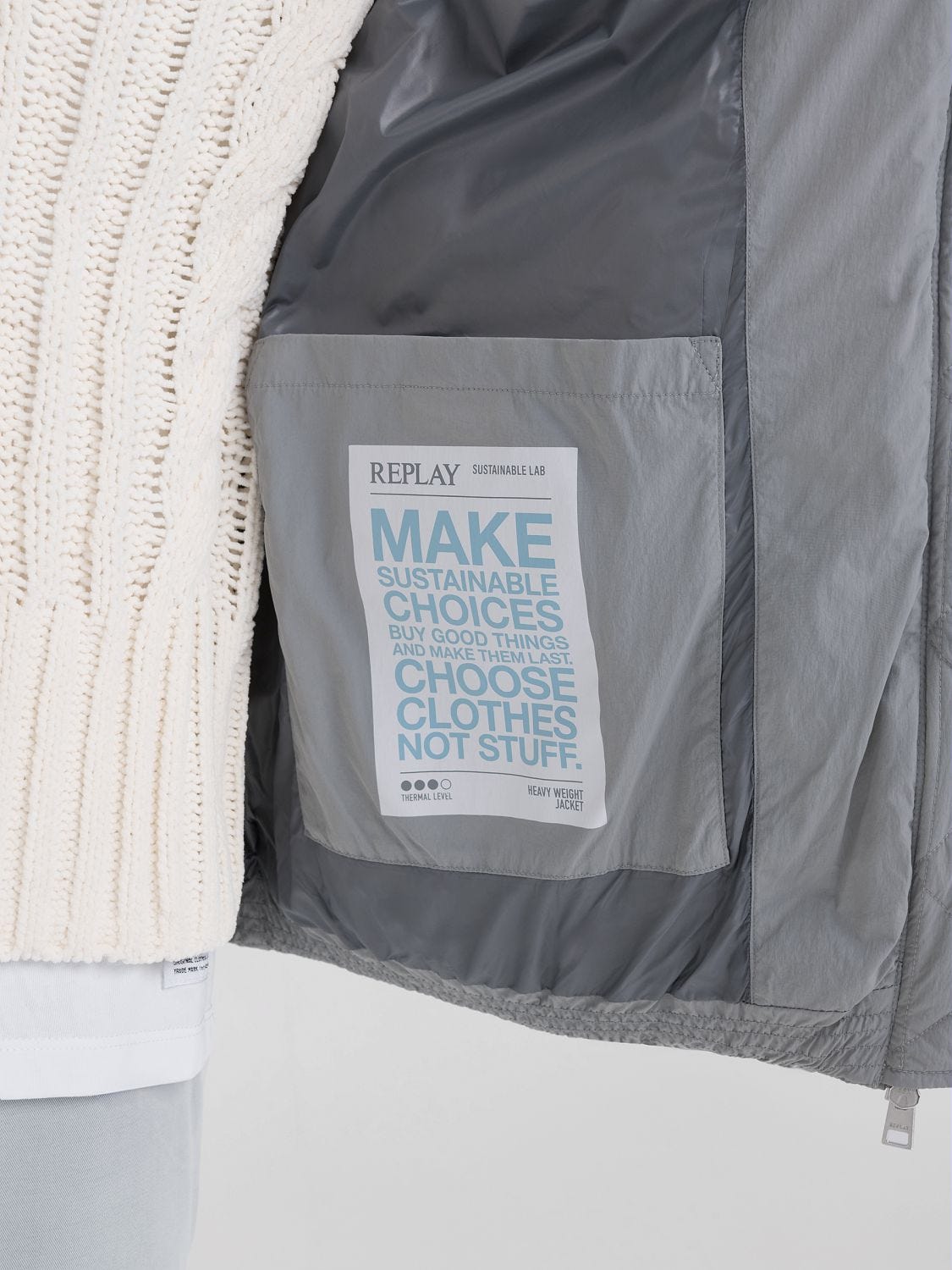 JACKET WITH ADJUSTABLE SLEEVES