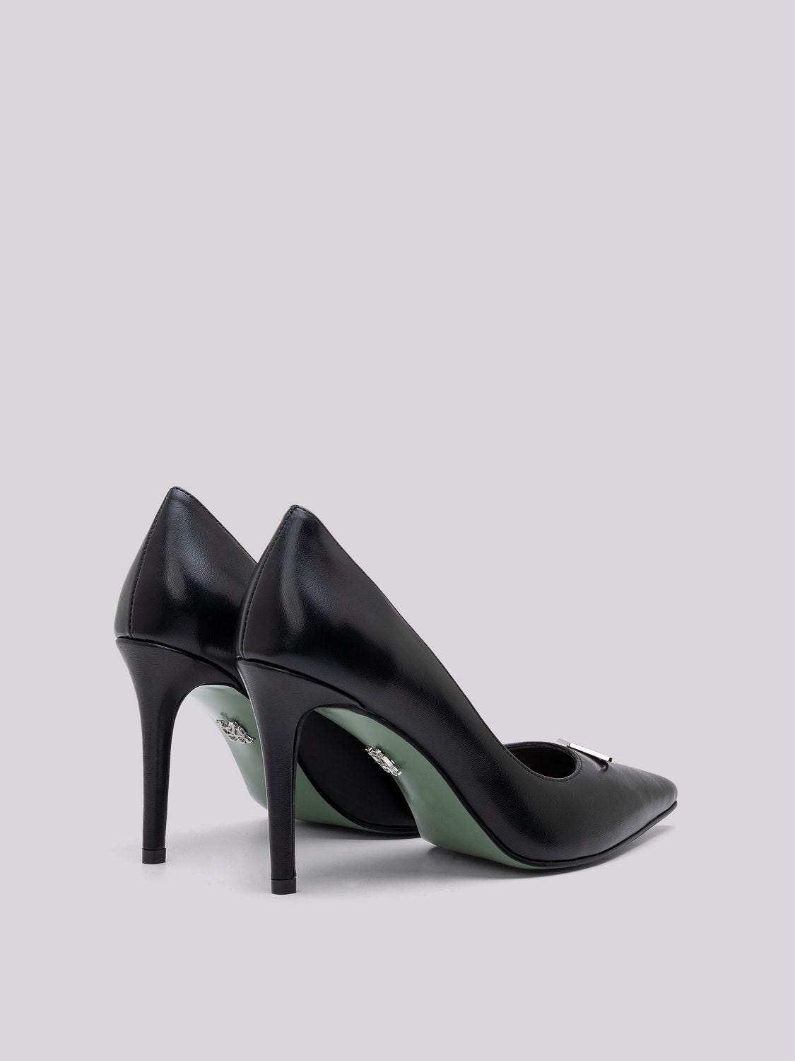 Replay pumps shoes online