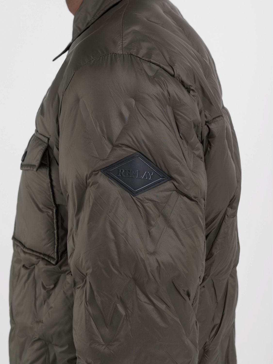 QUILTED JACKET WITH COLLAR AND POCKETS