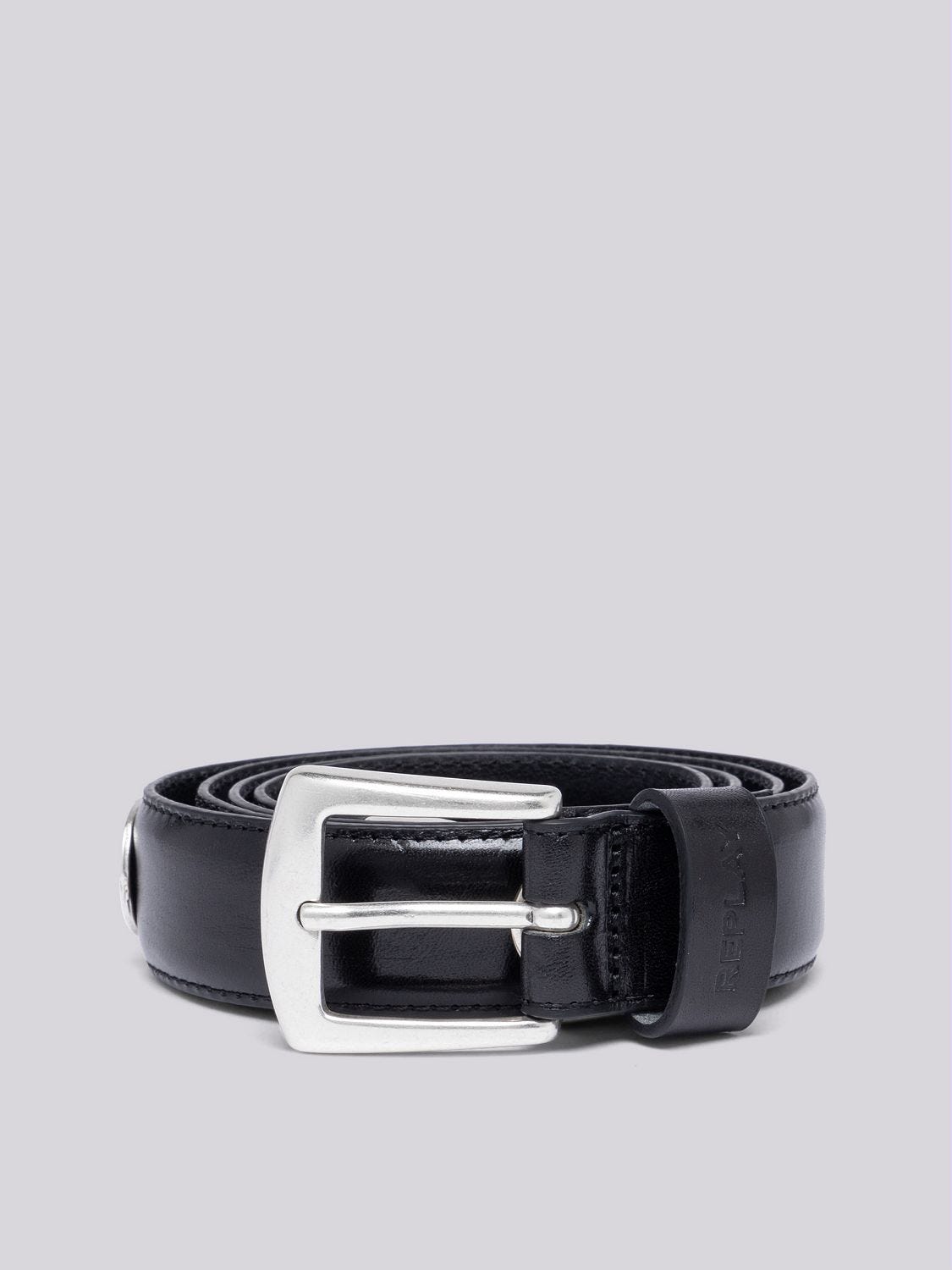 Ceinture en cuir clous plats