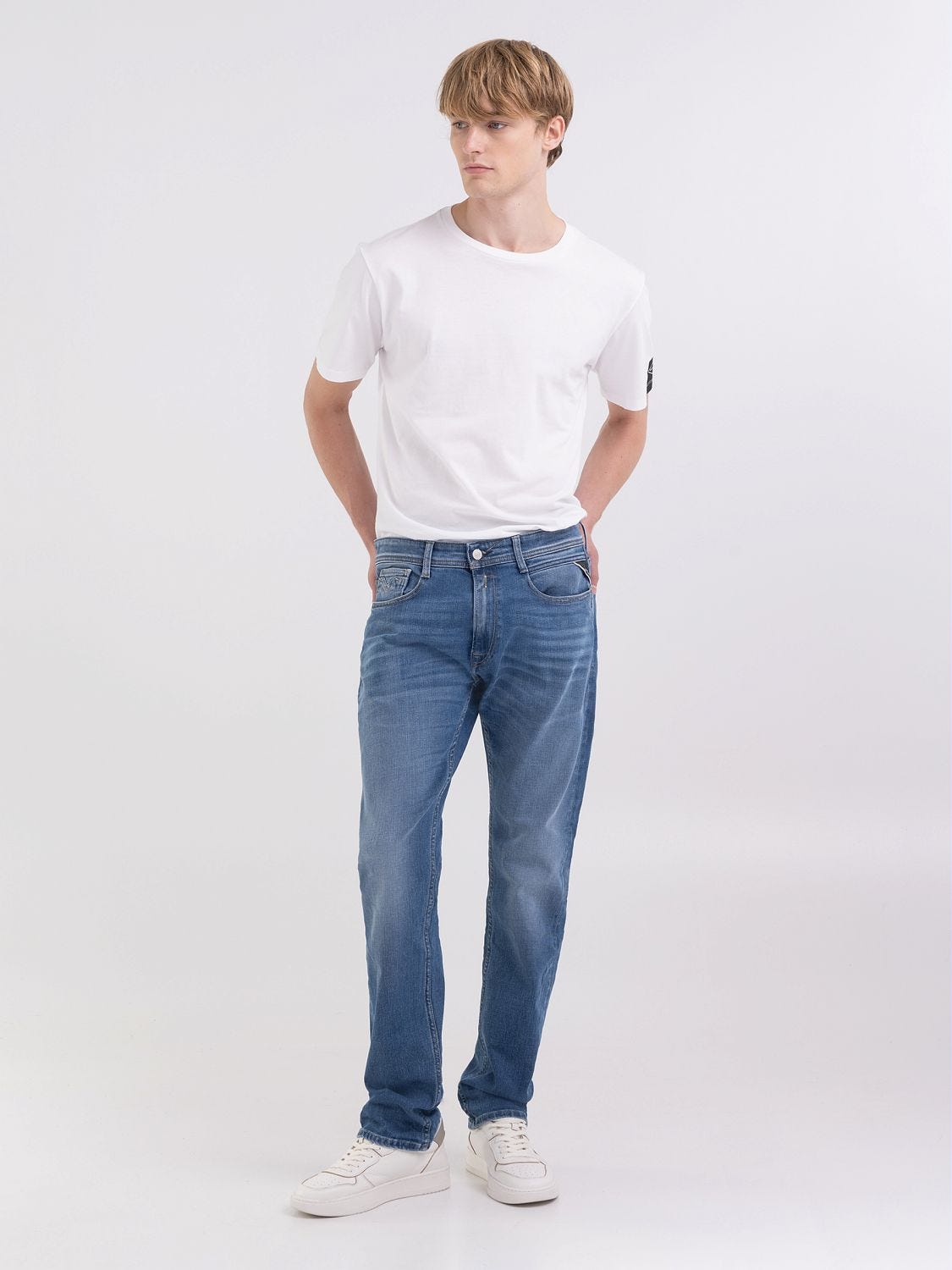 Comfort fit jeans cheap online