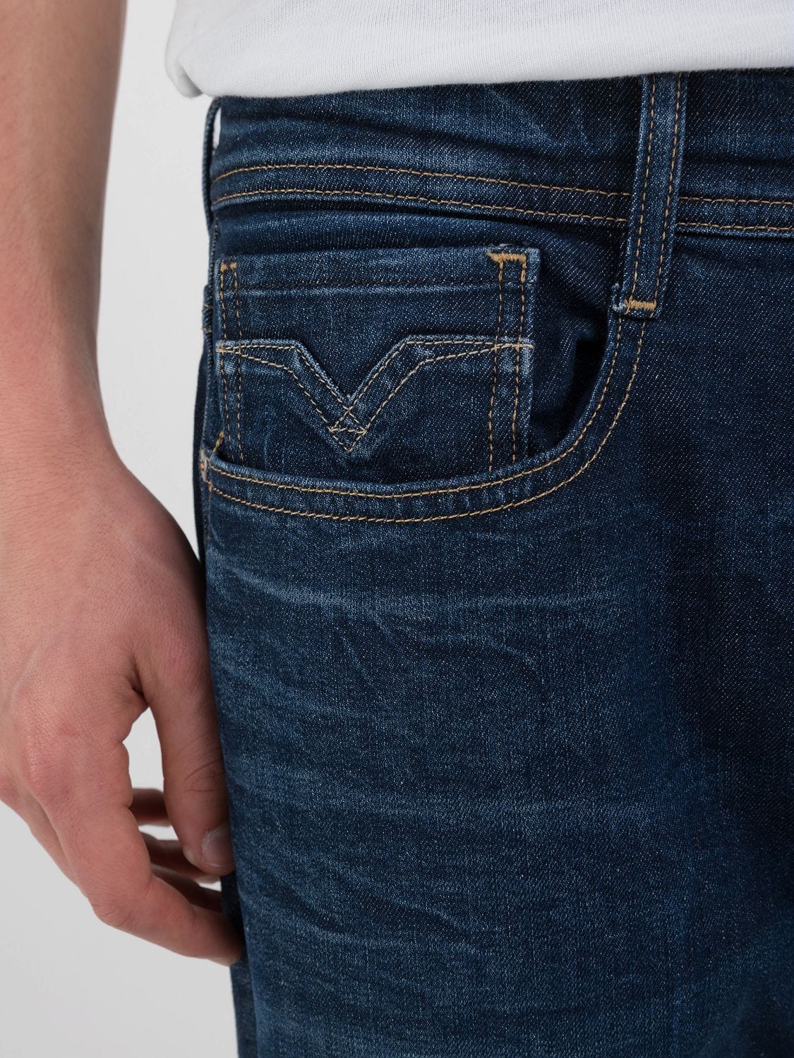 ROCCO COMFORT FIT JEANS