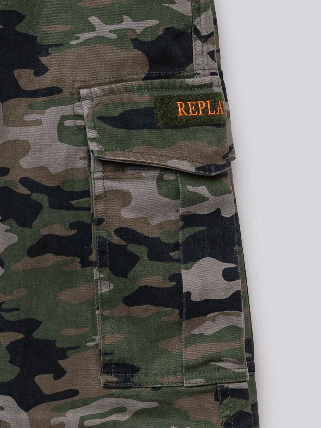 TAPERED FIT CAMOUFLAGE TROUSERS