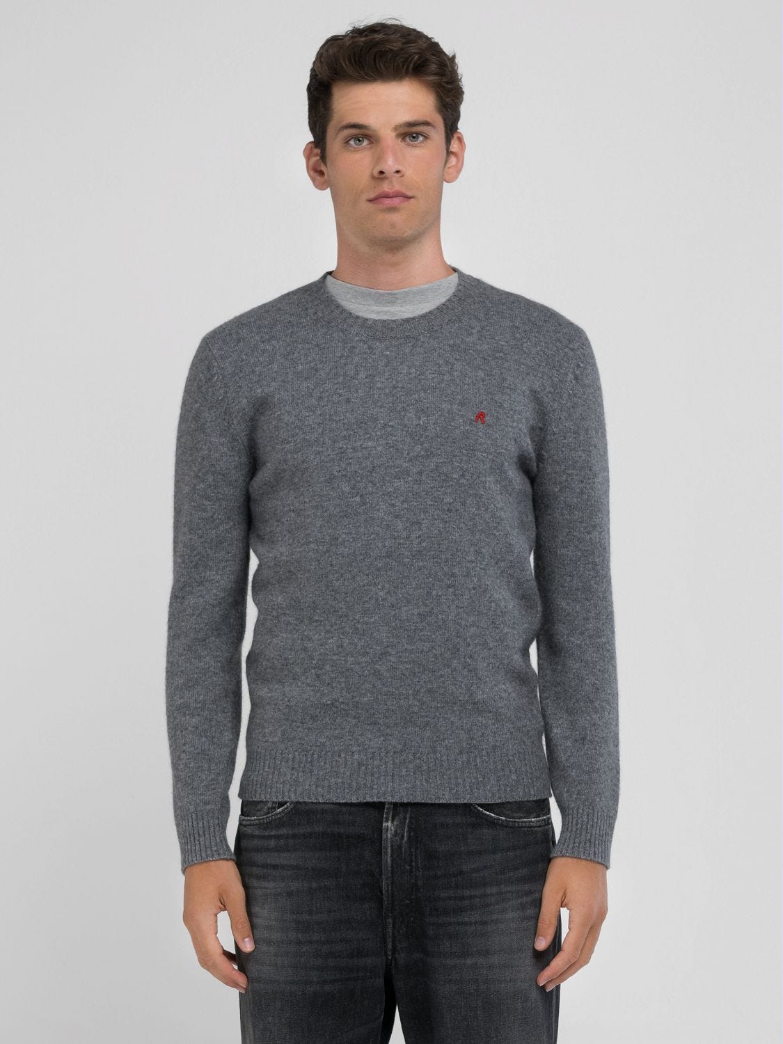 Grey sweater jeans hotsell