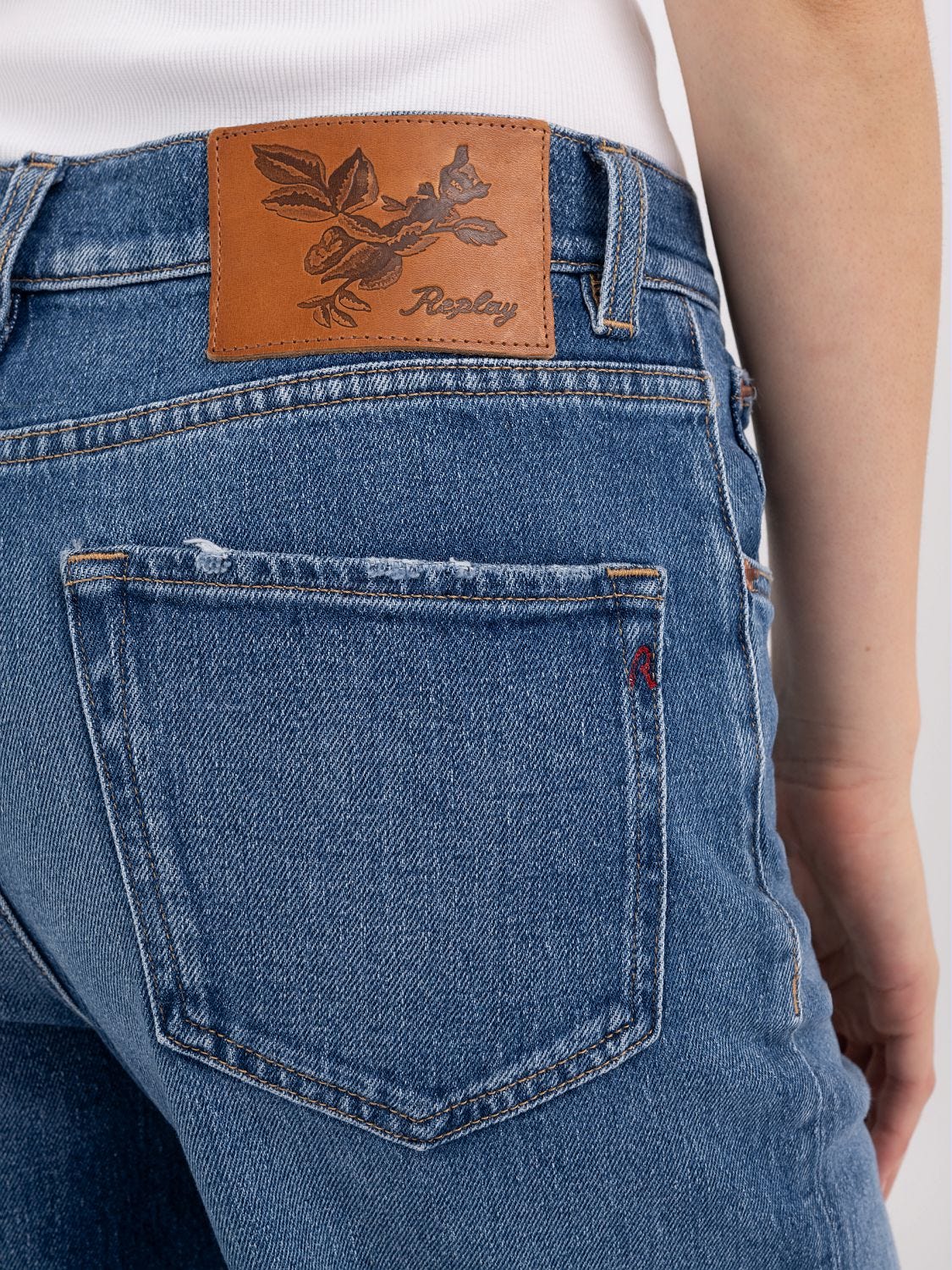 Wide leg fit Cary jeans