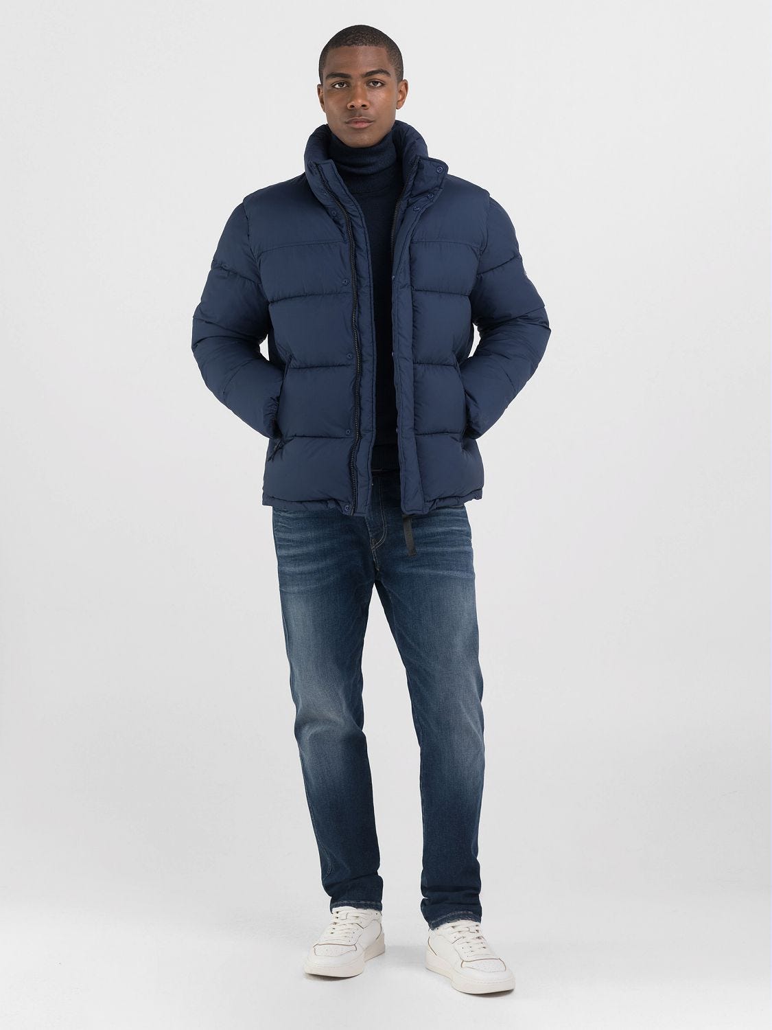 Polyester jacket with hood hot sale