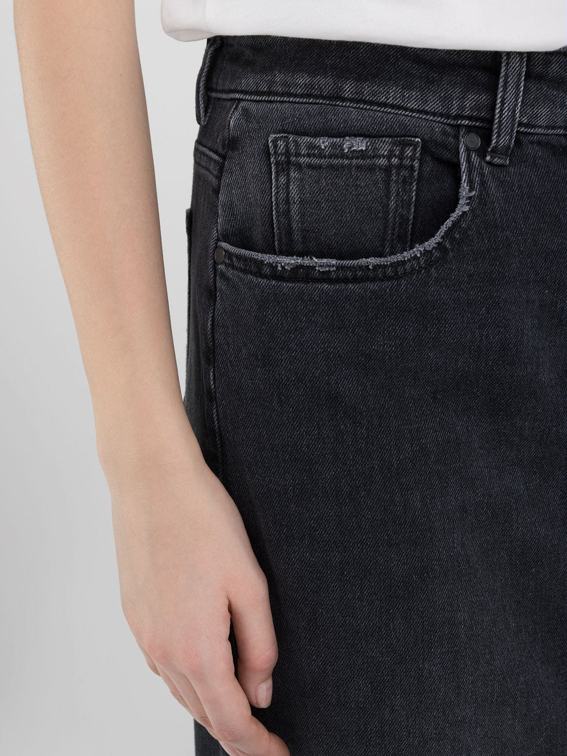 Black jean skirt 9mm 2025
