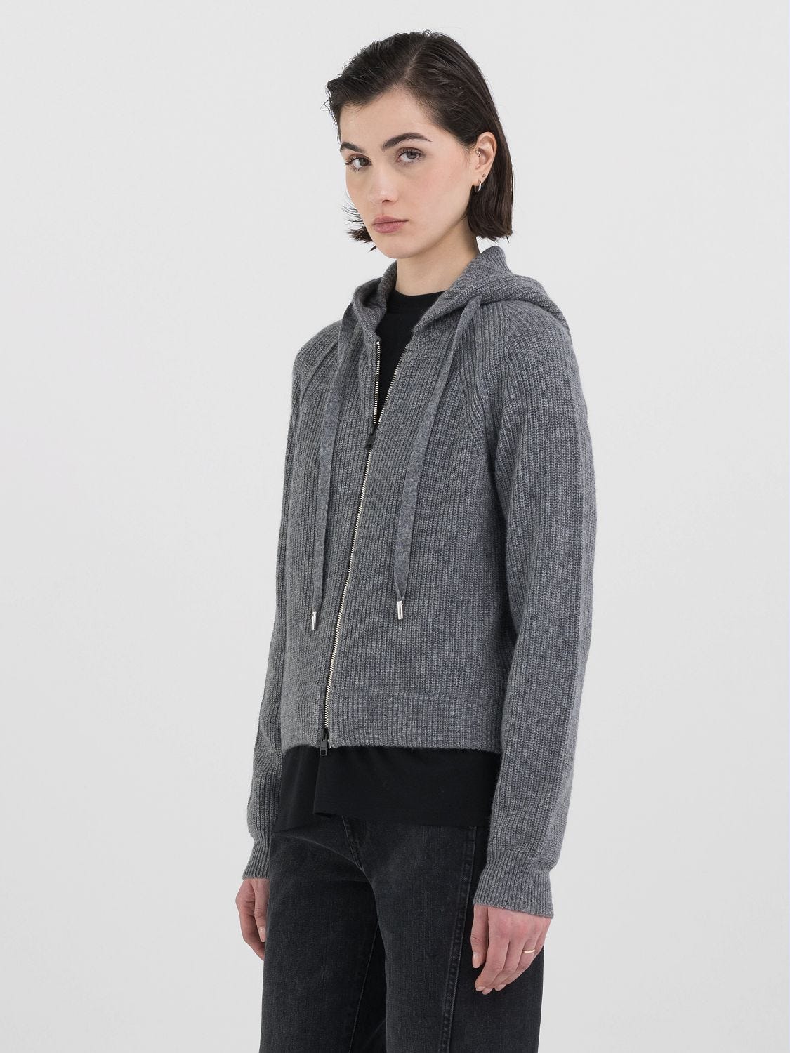 MAGLIONE CROPPED CON CAPPUCCIO E ZIP