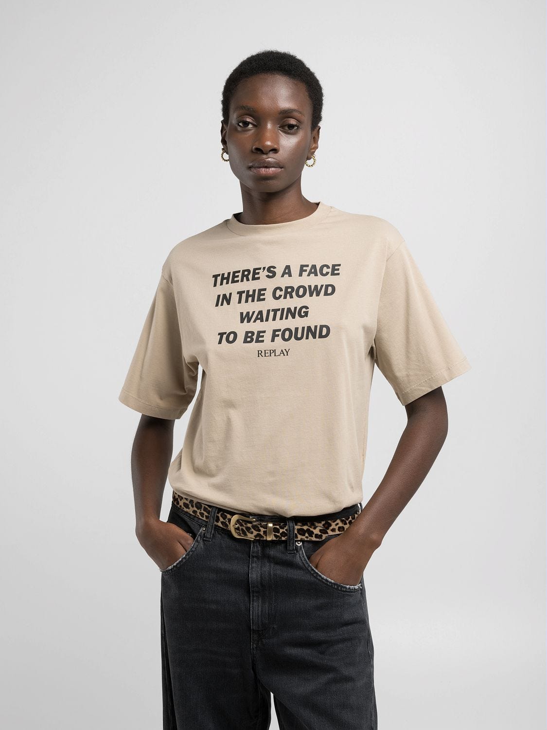 T SHIRT REGULAR FIT IN JERSEY CON LETTERING