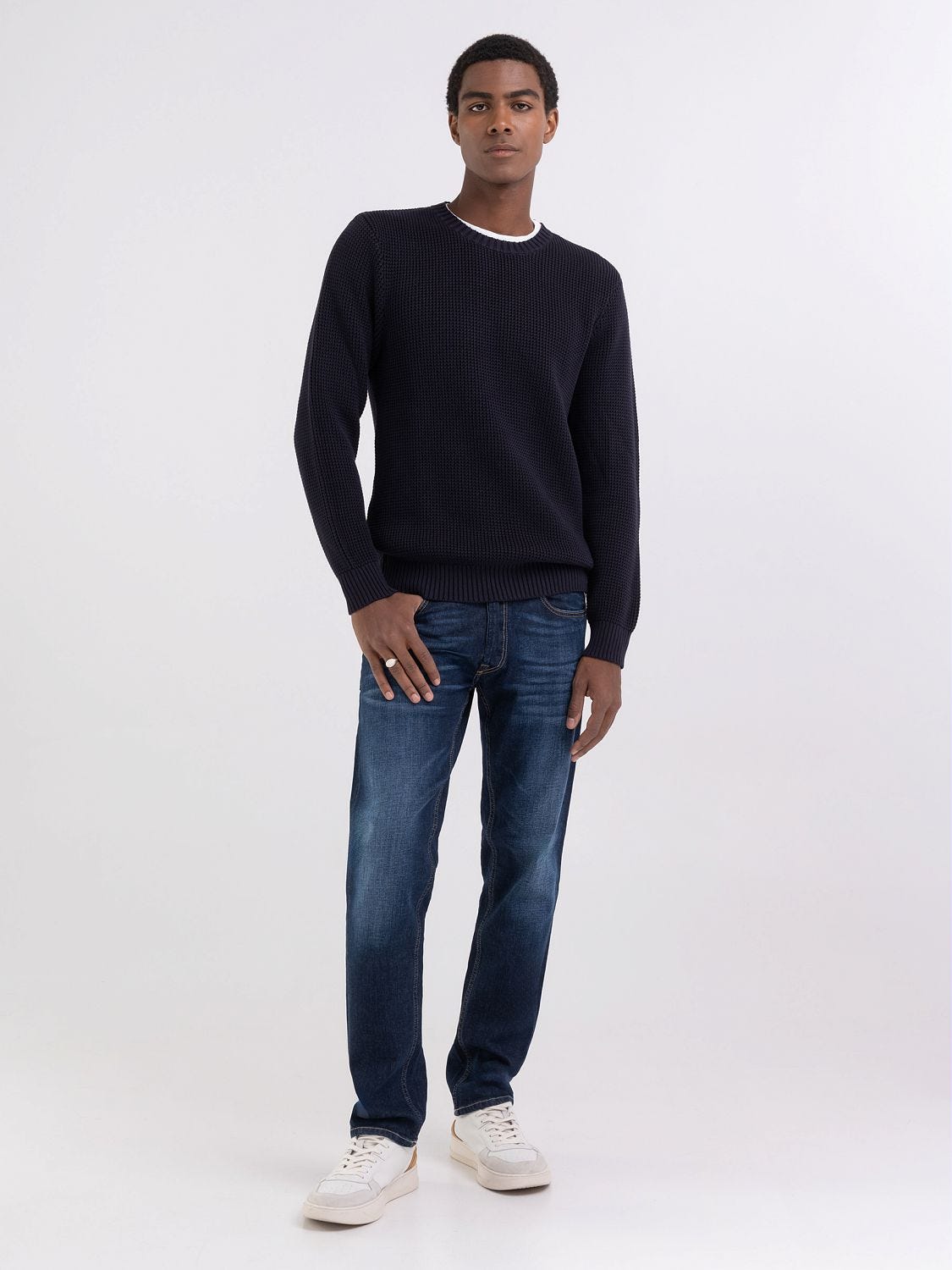 Blue jeans blue jumper sales