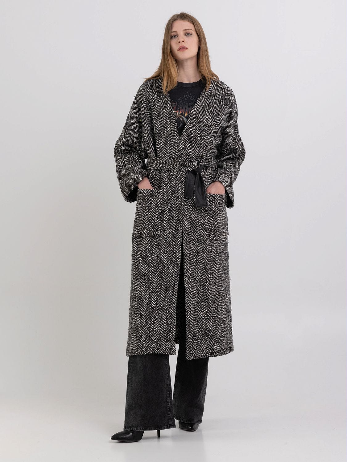 Coat with herringbone pattern