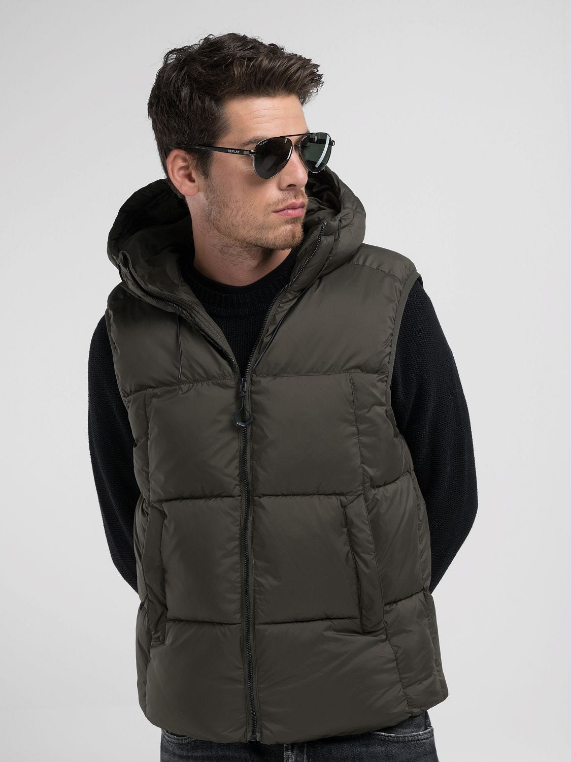 PADDED HOODED VEST