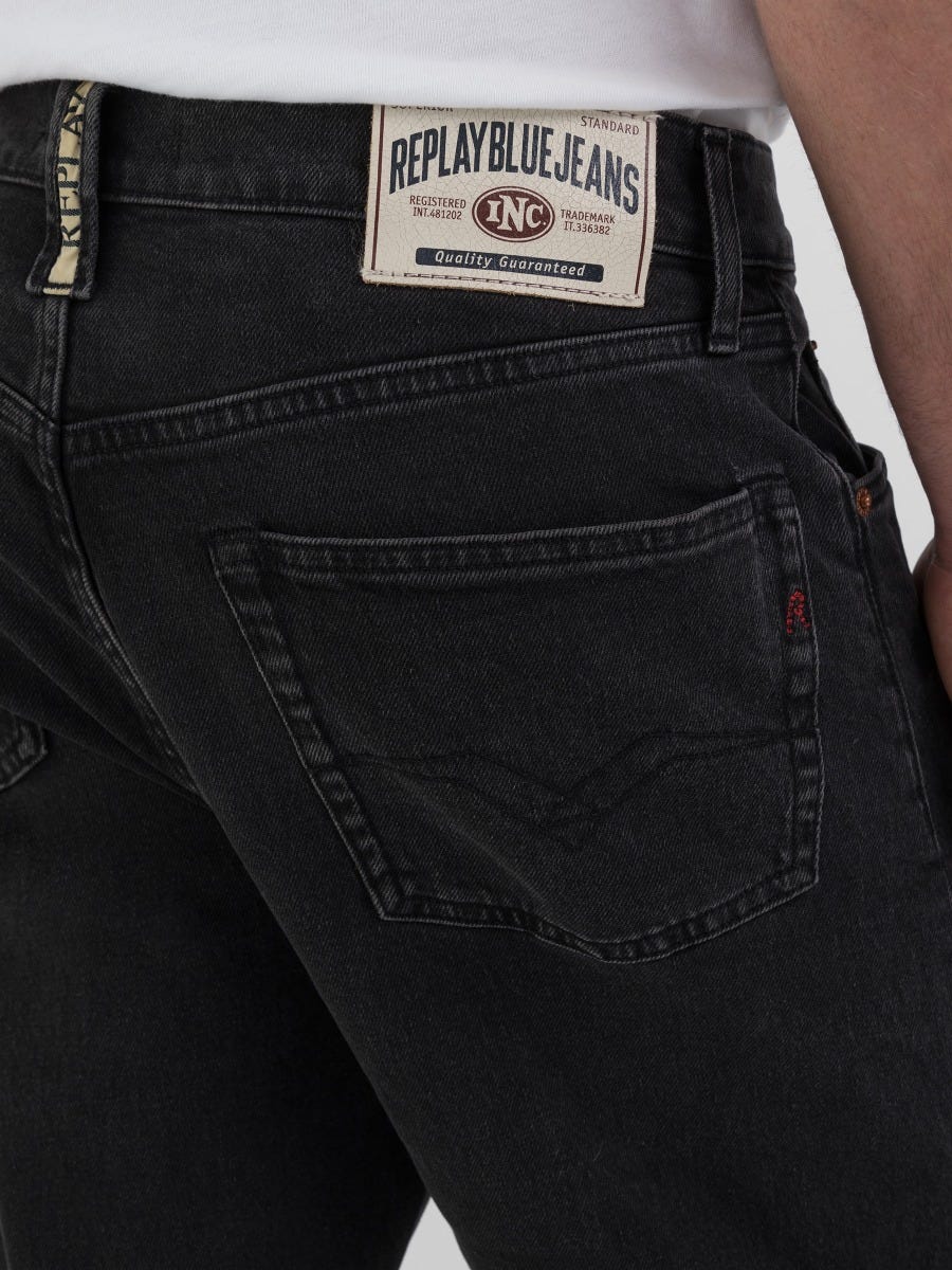 M9Z1 straight fit jeans