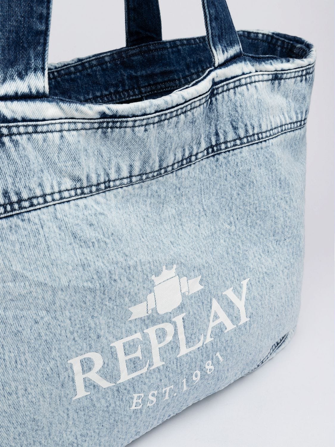 Tote bag in denim