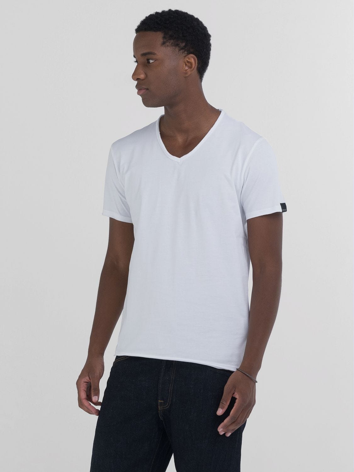 Replay t shirt v neck clearance
