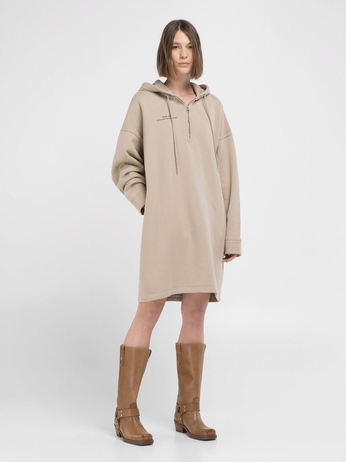 SHORT ORGANIC COTTON DRESS WITH HOOD