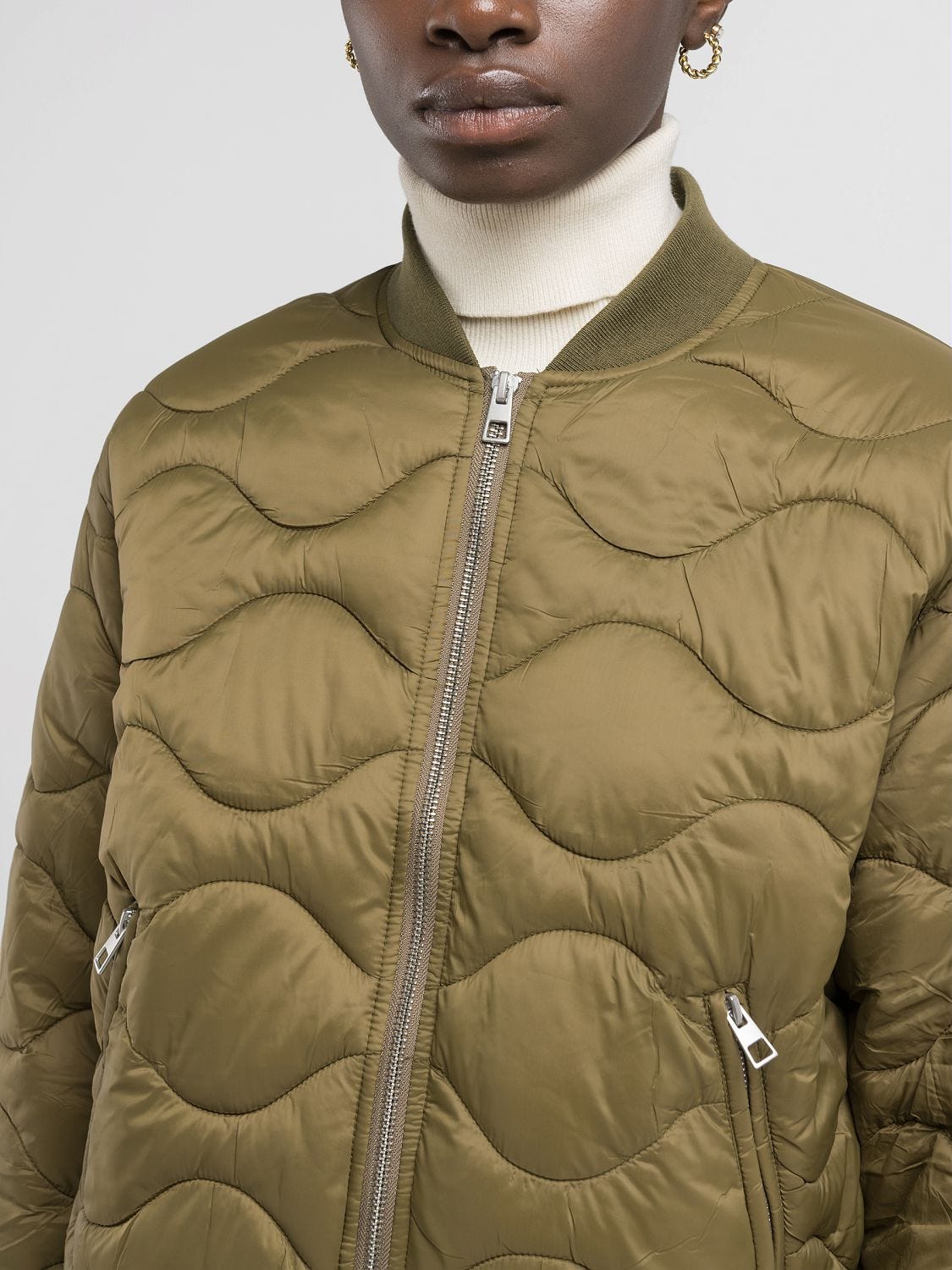 SHORT FULL ZIP QUILTED JACKET
