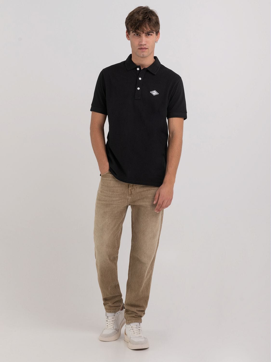 Black polo what color pants online