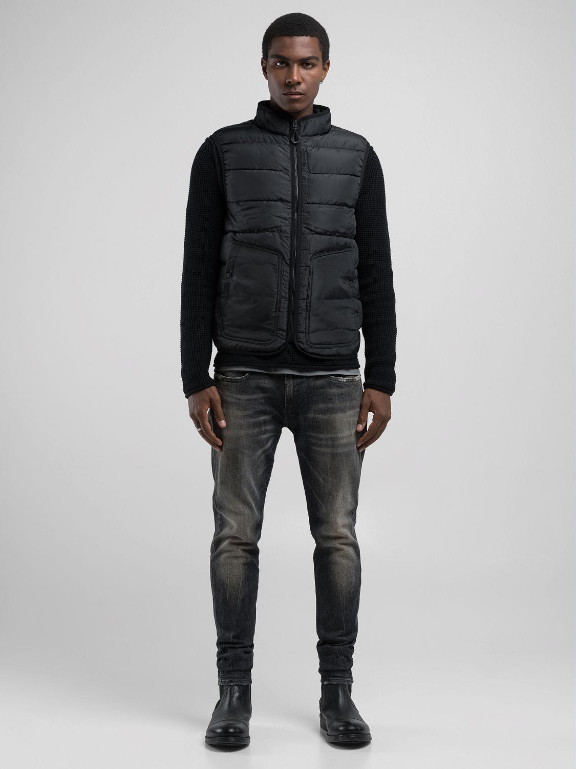PADDED VEST WITH POCKETS