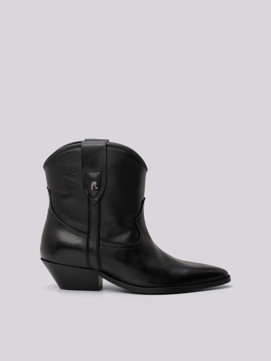 Solid black cowboy boots deals