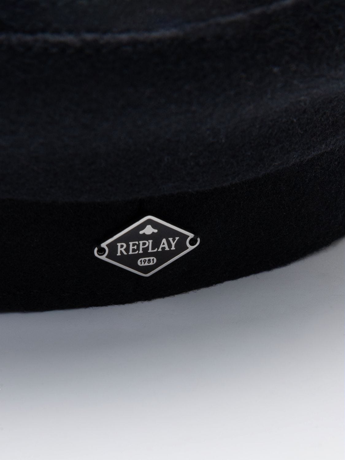 FINAL SALE: Reversible Cotton Bucket Hat - Navy/Beige