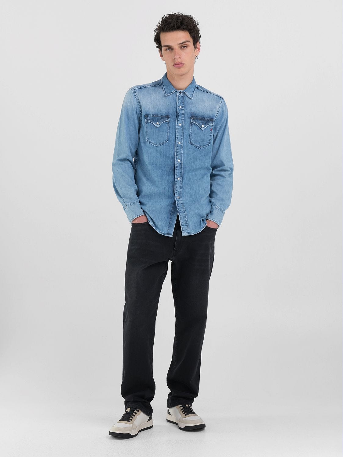 REGULAR-FIT DENIM SHIRT