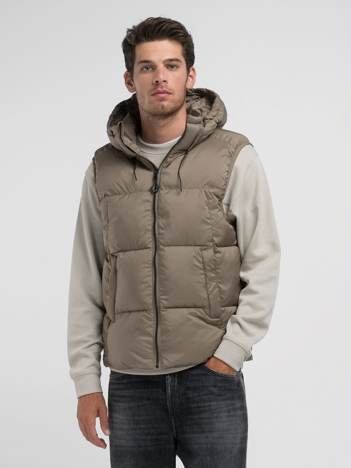 PADDED HOODED VEST