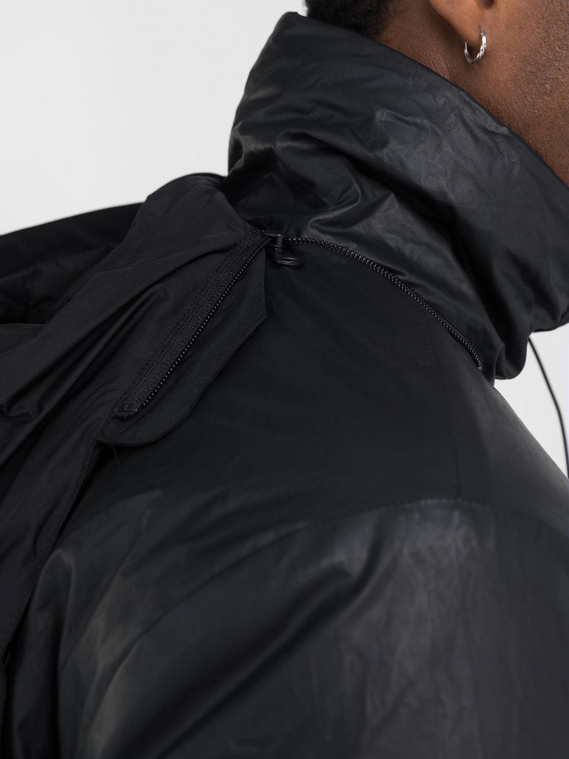 HOODED POPLIN JACKET