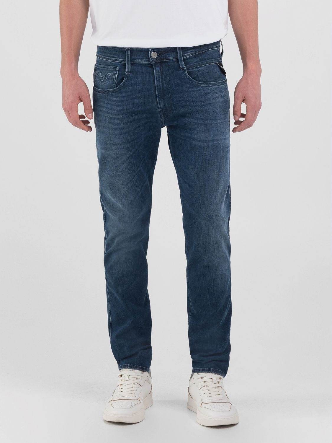 Anbass deals